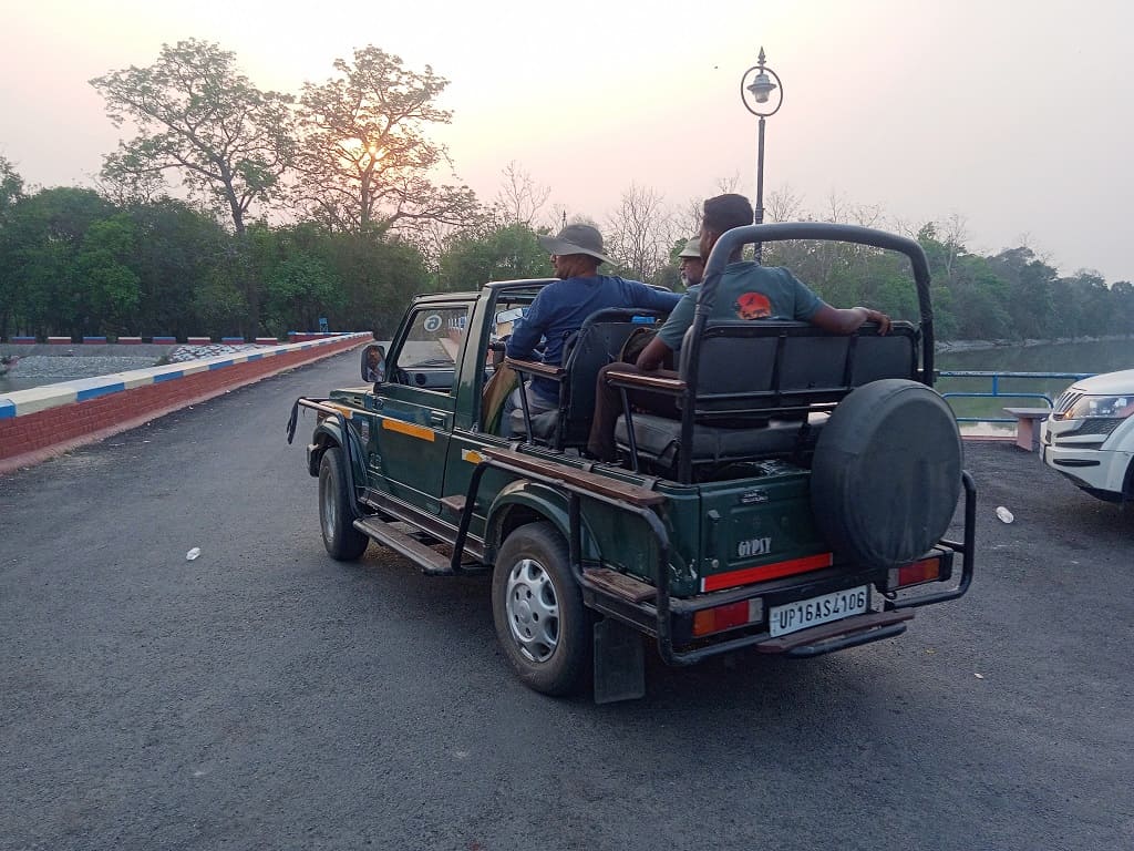 safari at chuka beach