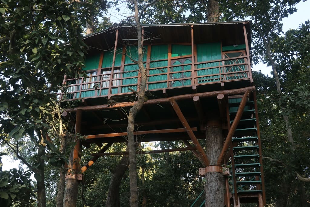 tree house chuka beach